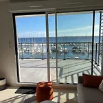 Standing Vue Etang De Thau Apartment