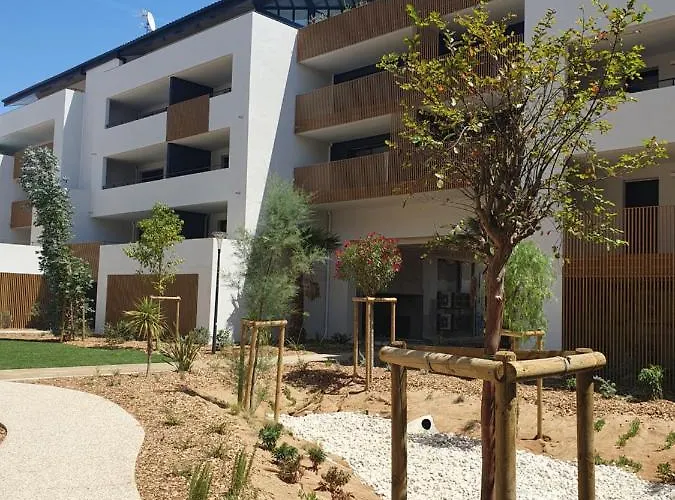 Standing Vue Etang De Thau